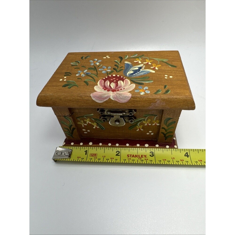 VTG Hand Painted Wooden Jewelry Box Floral Folk Art Cottagecore Keepsake Chest